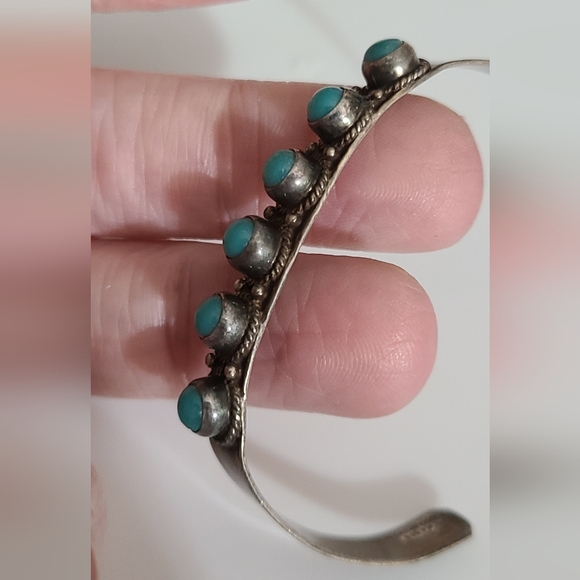 Vintage turquoise sterling silver Mexico cuff bracelet small 5" 6" wrist 7.1g - Picture 4 of 5